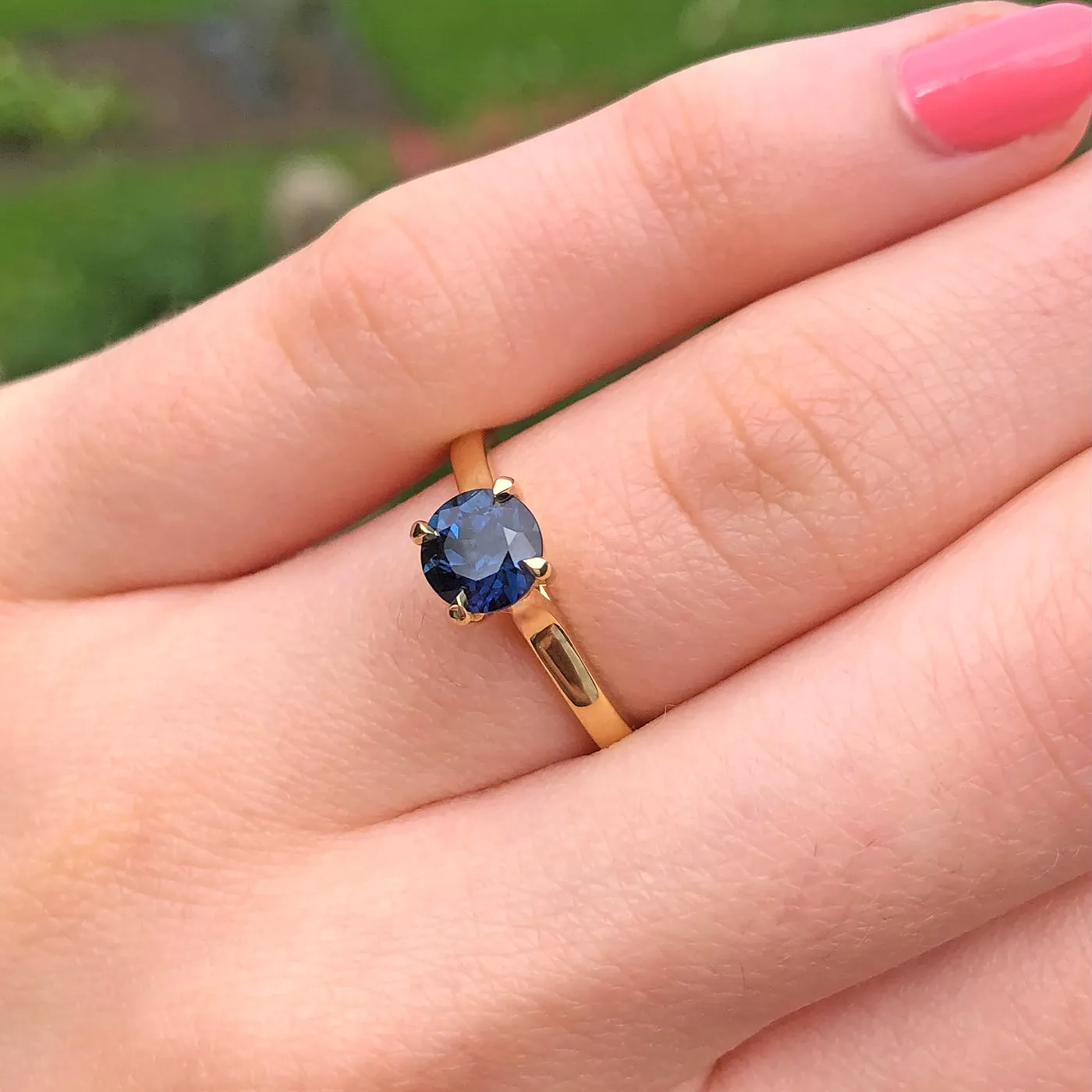 18ct Gold Deep Blue Sapphire Solitaire Ring (Size M, Resize J - P)