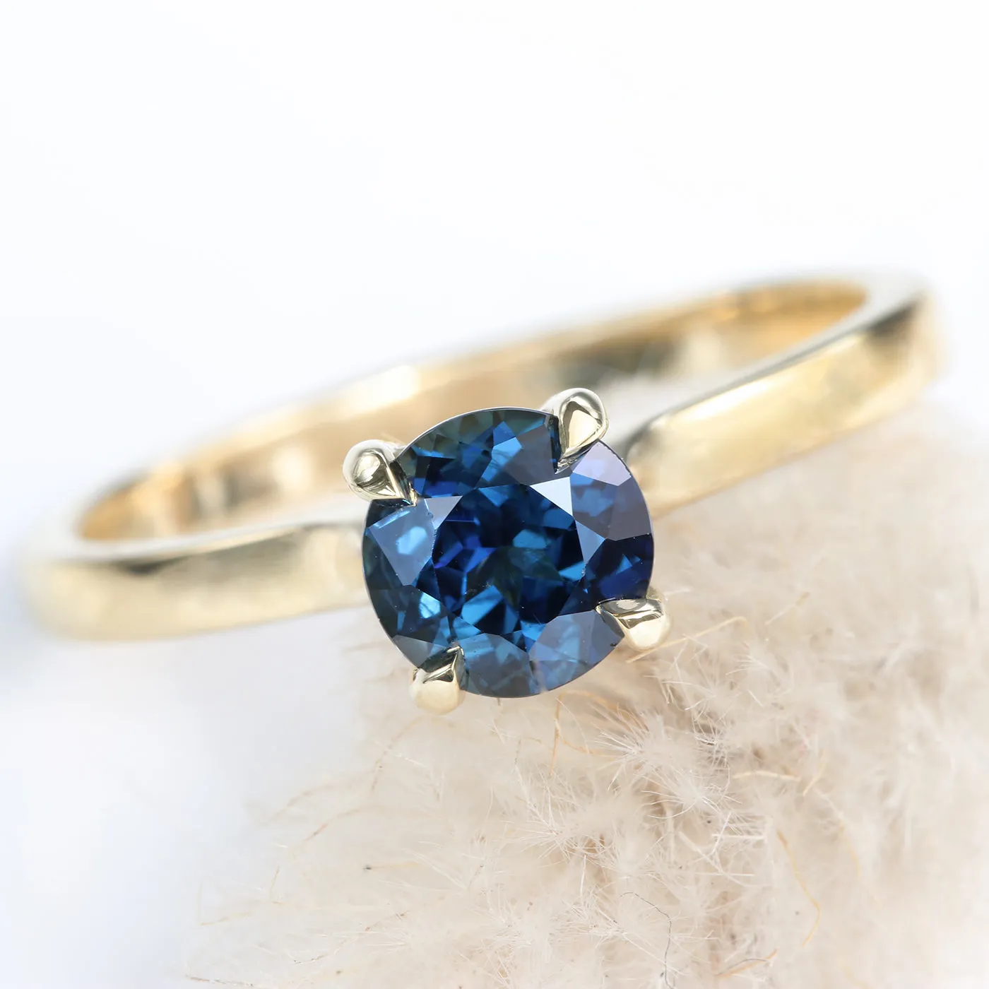 18ct Gold Deep Blue Sapphire Solitaire Ring (Size M, Resize J - P)