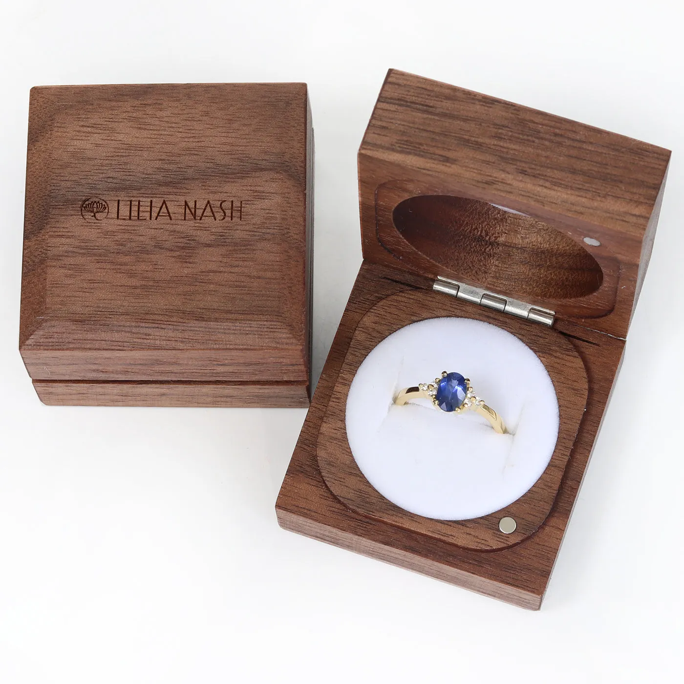 18ct Gold Deep Blue Sapphire Solitaire Ring (Size M, Resize J - P)