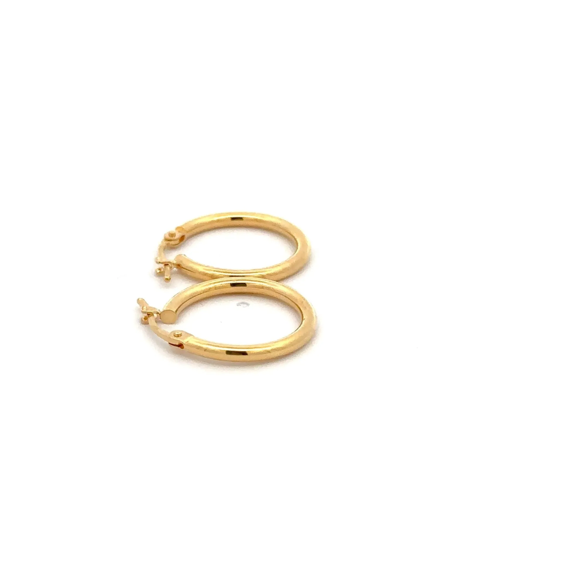 18K Gold Earrings Hoops Small Polished 1.11 grams