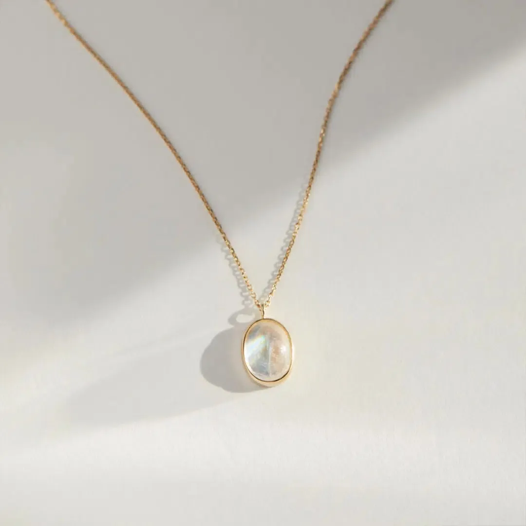 18K Gold Eve Moonstone Necklace