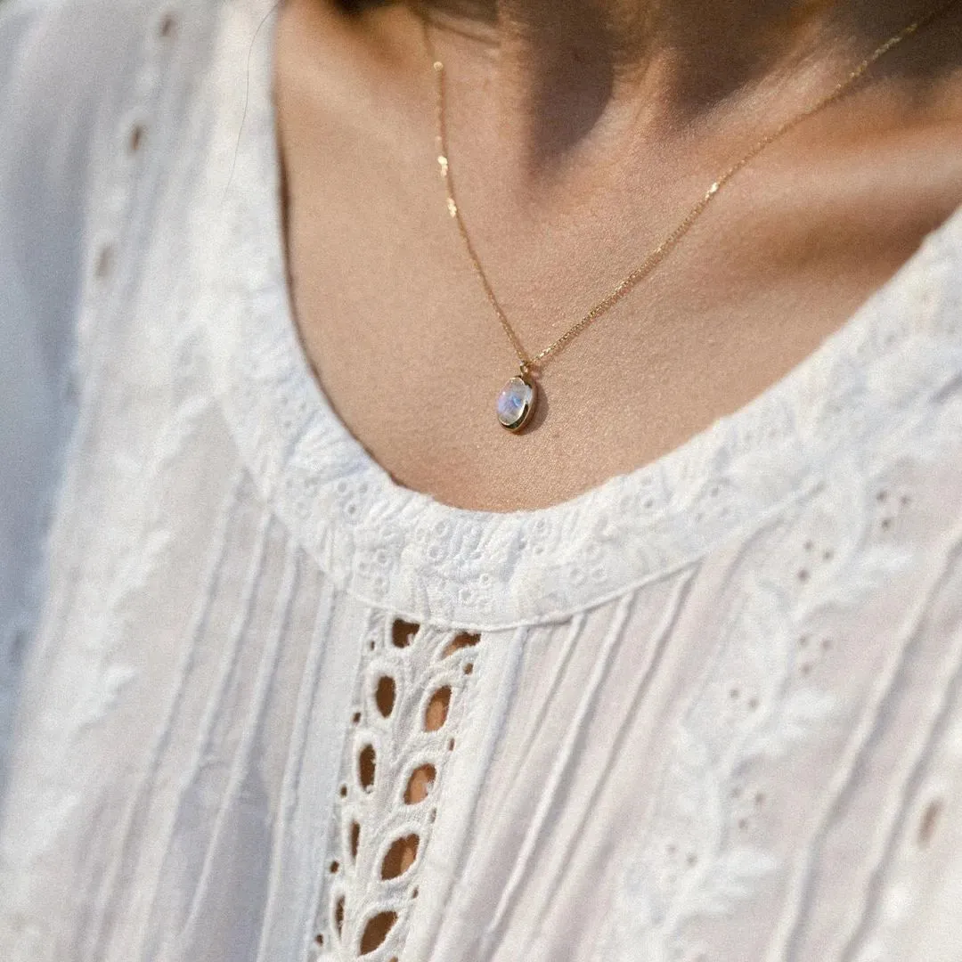 18K Gold Eve Moonstone Necklace