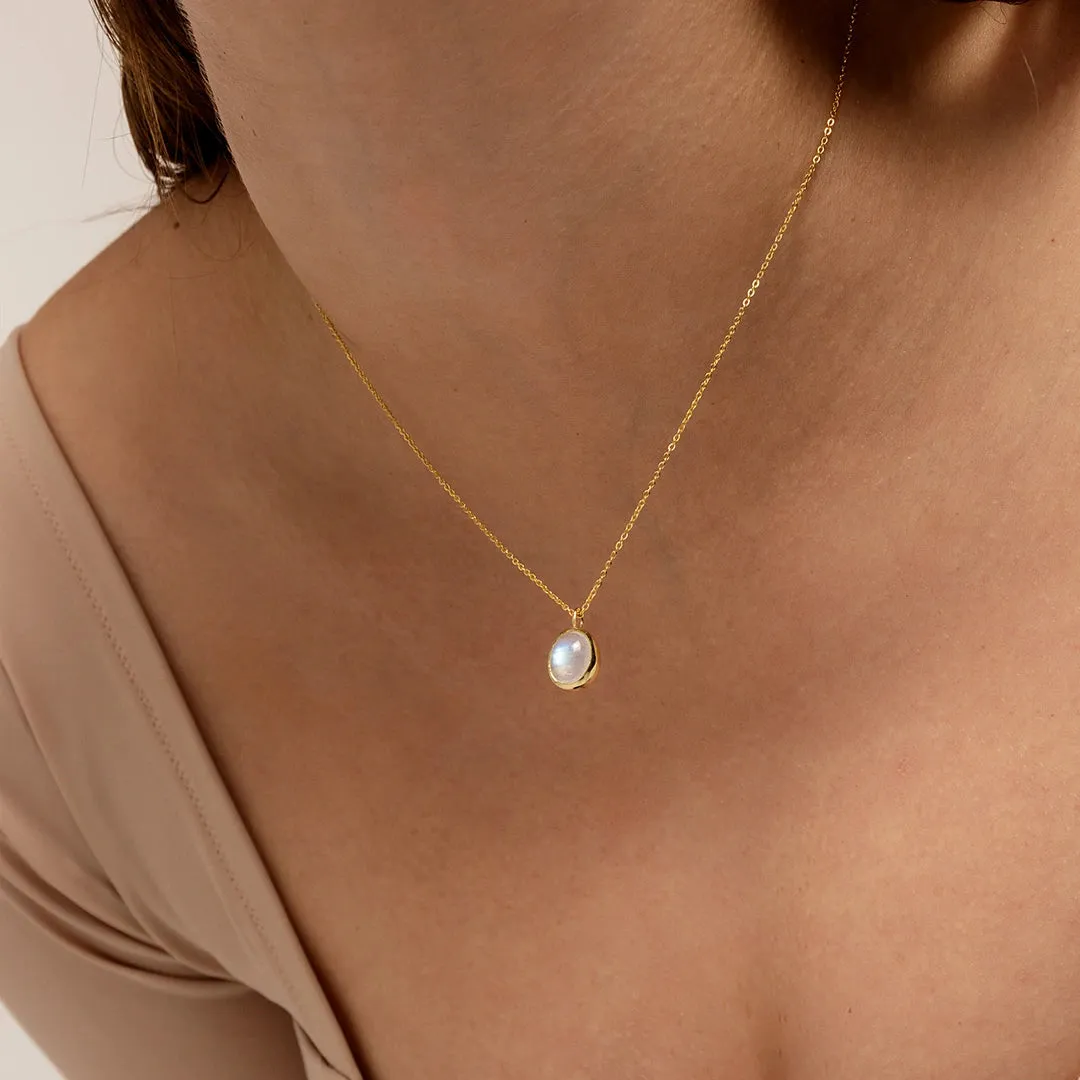 18K Gold Eve Moonstone Necklace