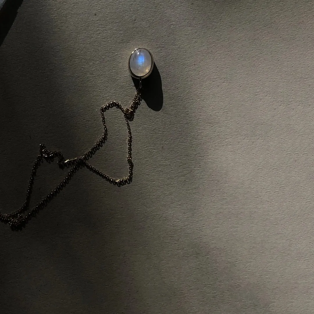 18K Gold Eve Moonstone Necklace