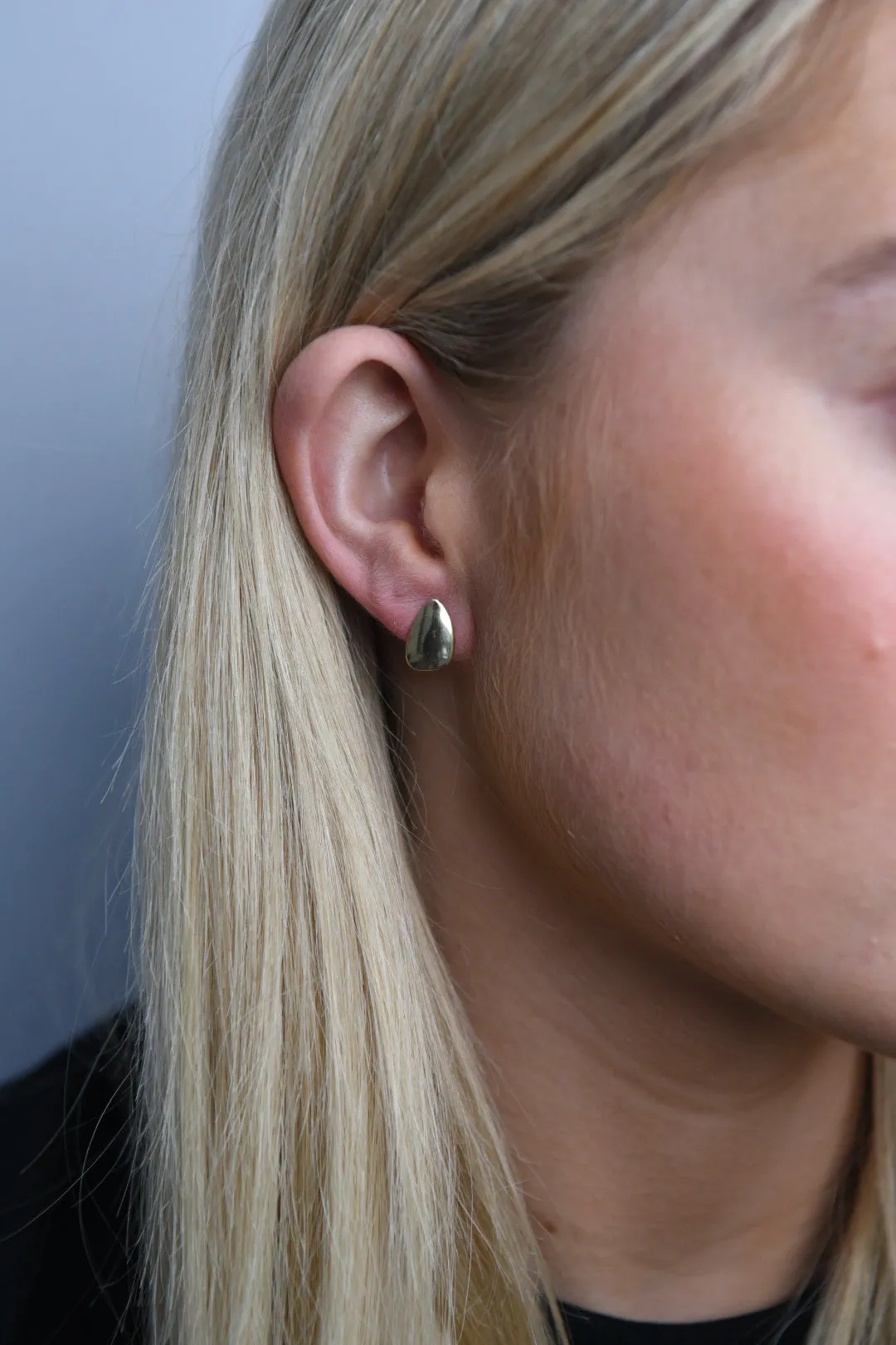 9ct Yellow Gold Polished Pebble Earrings