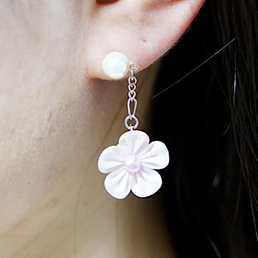 [ACCESSORY 4 PIECES] BABY PINK (BARRETTES, BROOCHES, EARRINGS, BAG CHARMS) | TSUMAMI KANZASHI