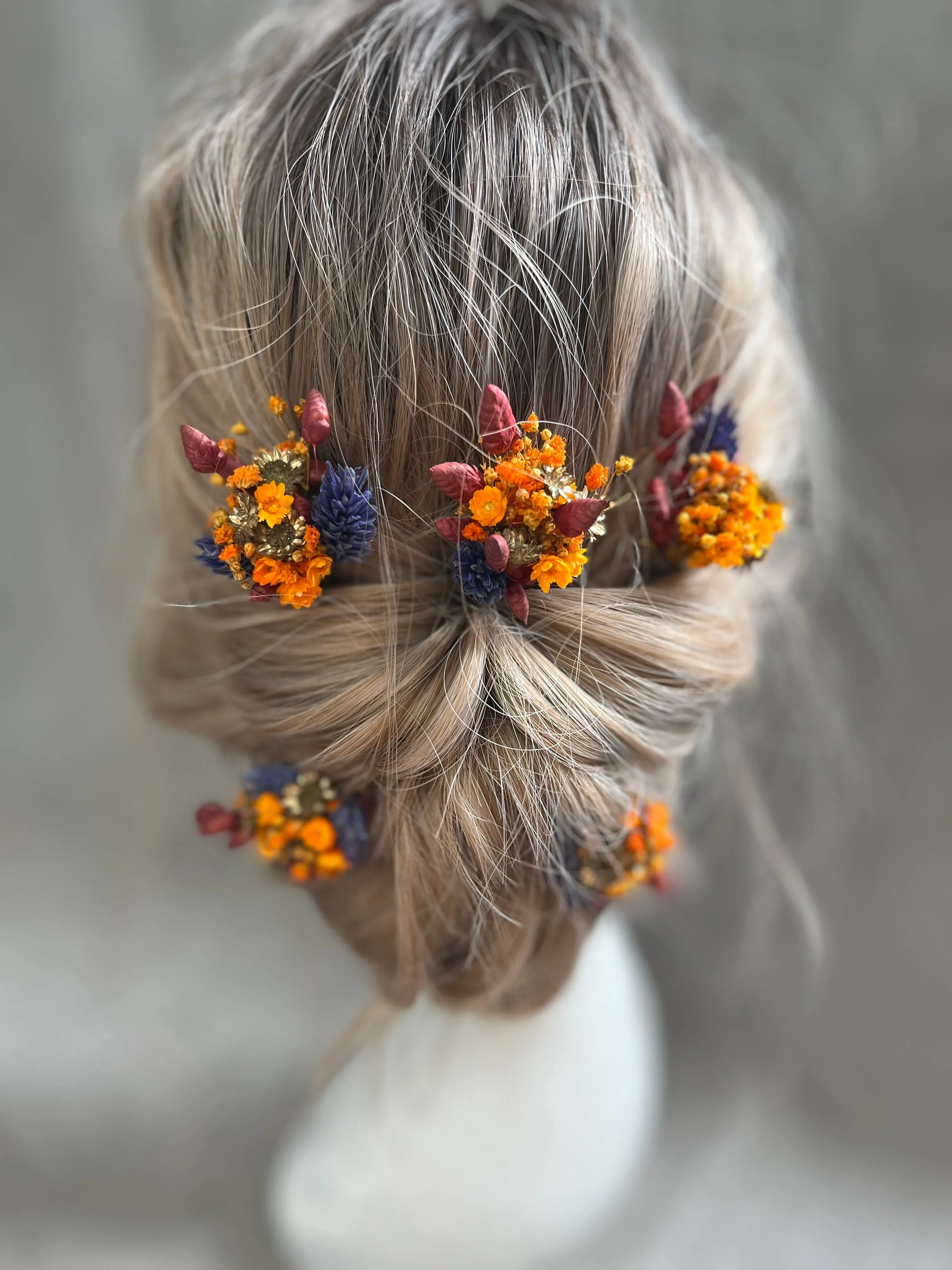 Autumn wedding hairpins