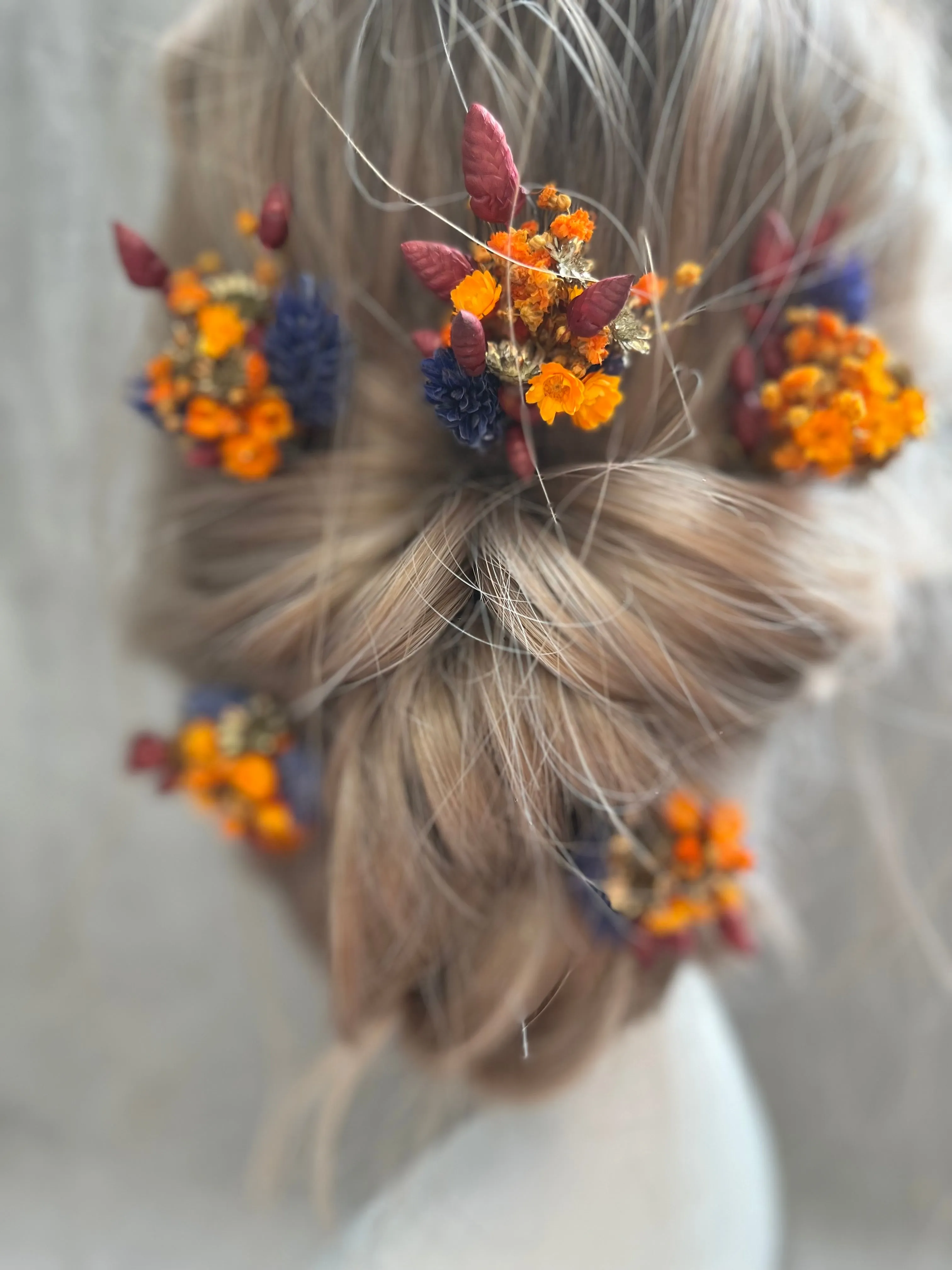 Autumn wedding hairpins