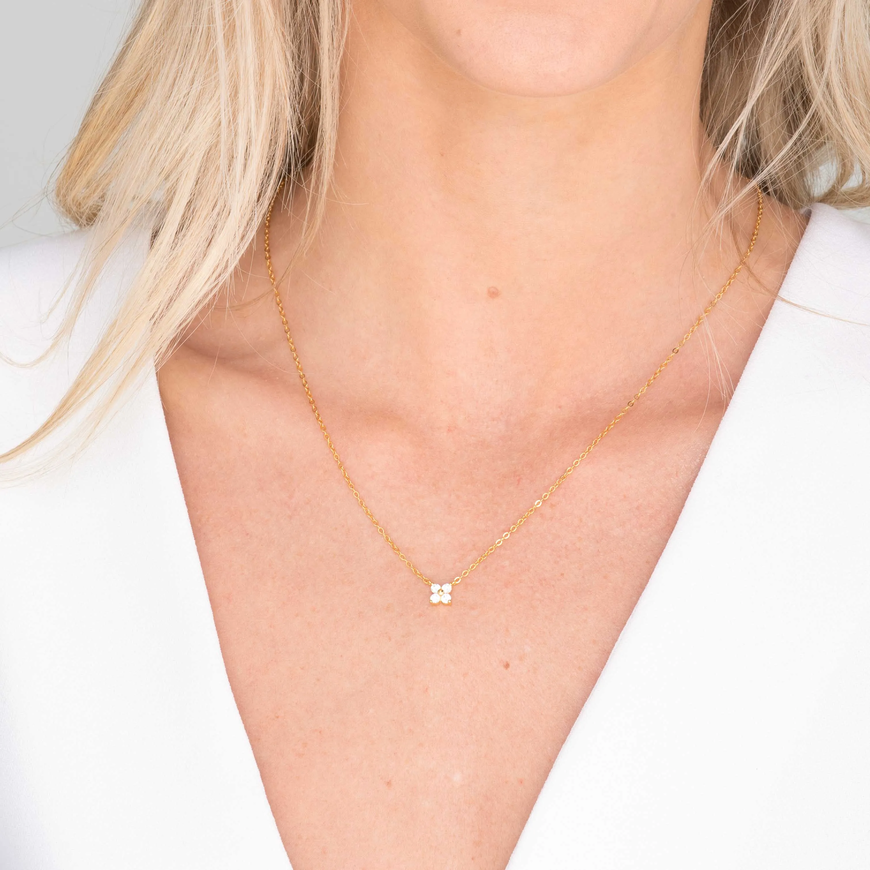 Clover Sapphire Chain Necklace