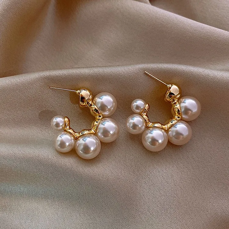 Elegant Celebrity Metal Inlaid Pearl Earrings