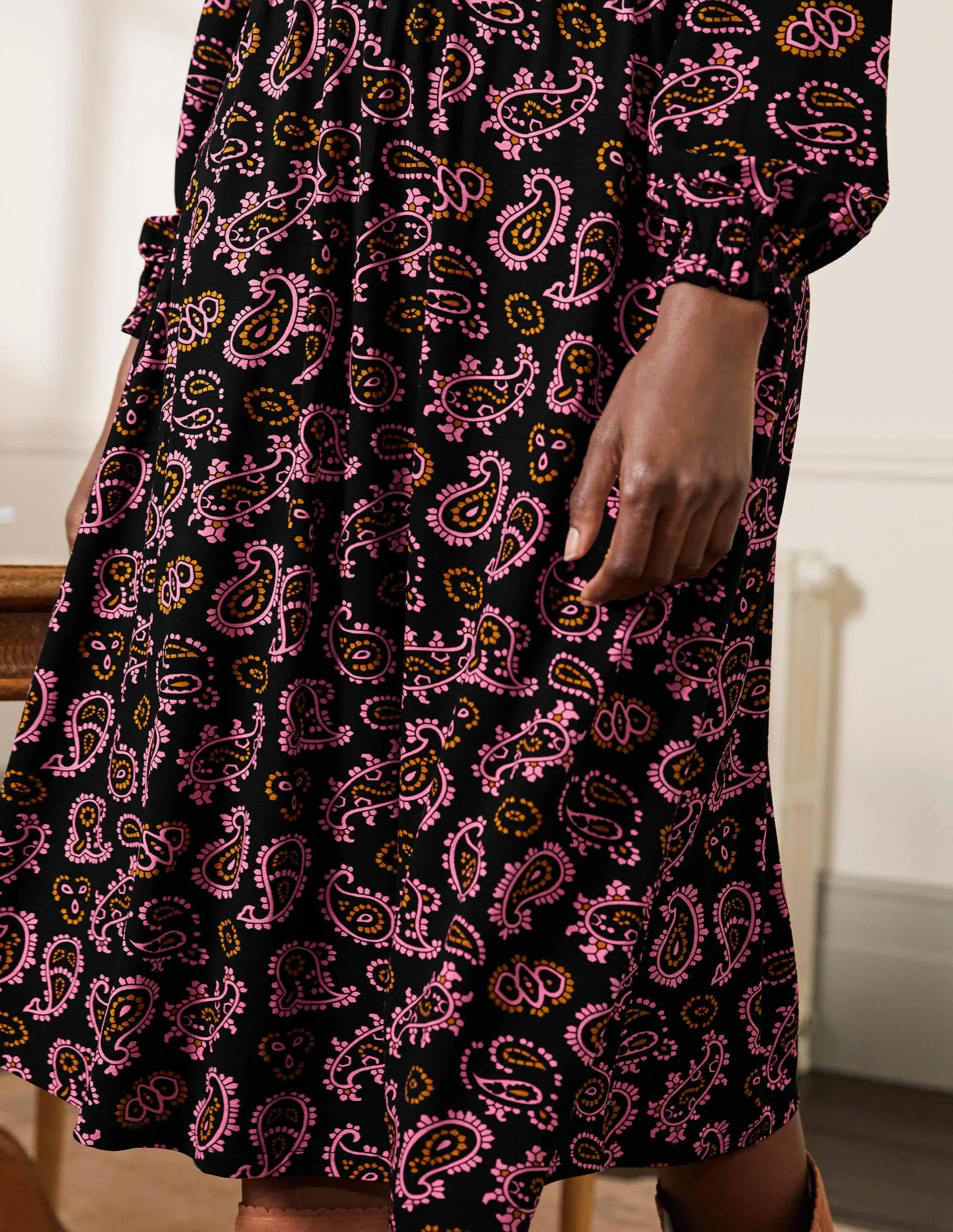 Evelyn Jersey Midi Dress-Azalea, Intricate Paisley
