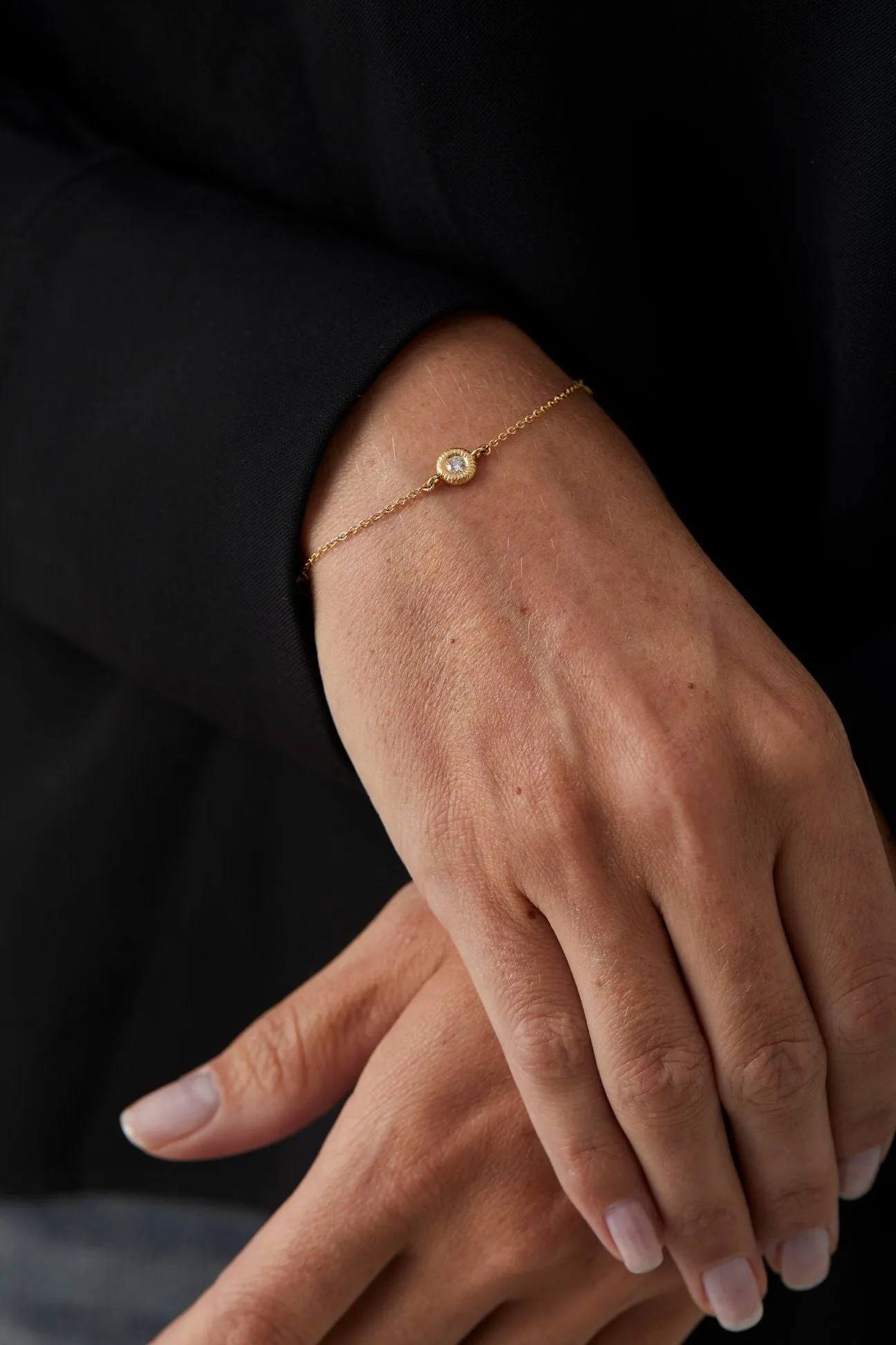 Glory 18K Gold Bracelet w. Diamond