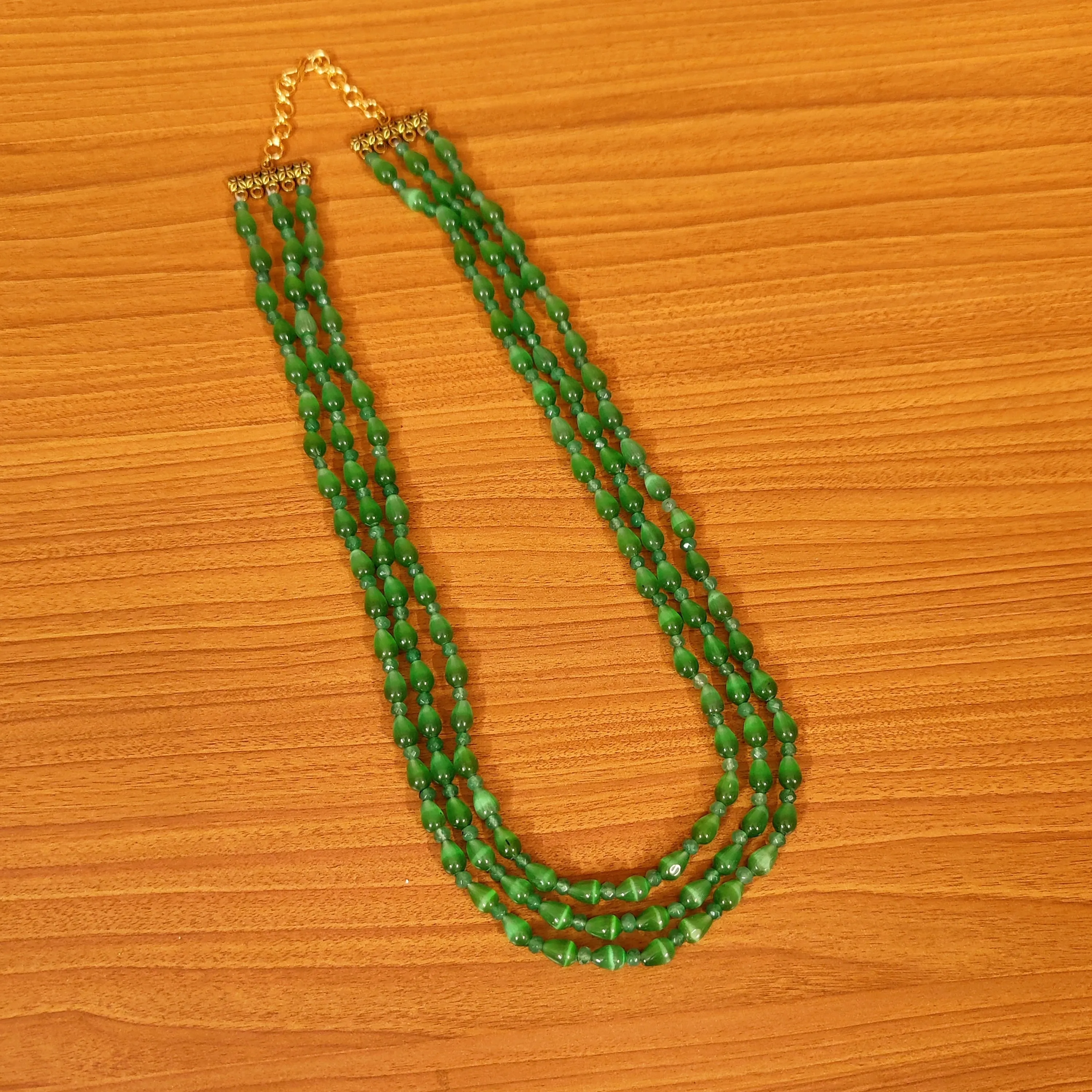 GREEN COLOUR MONALISA DROP SHAPED 3 LAYERED NECKLACE