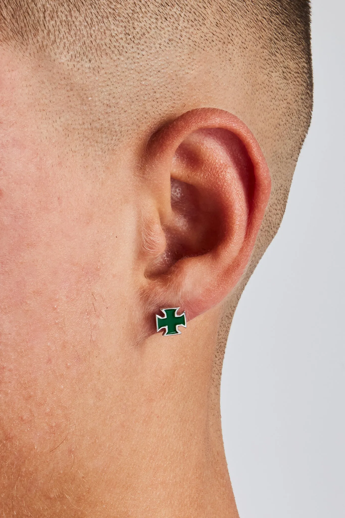 Green Enamel Polished Cross Stud Earrings - 8mm