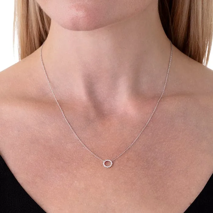 Hearts on Fire Signature 18k White Gold Small Diamond Circle Pendant Necklace