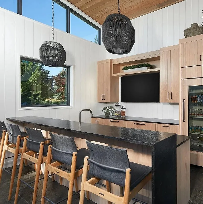 Indoor/Outdoor Open Weave Barrel Pendants