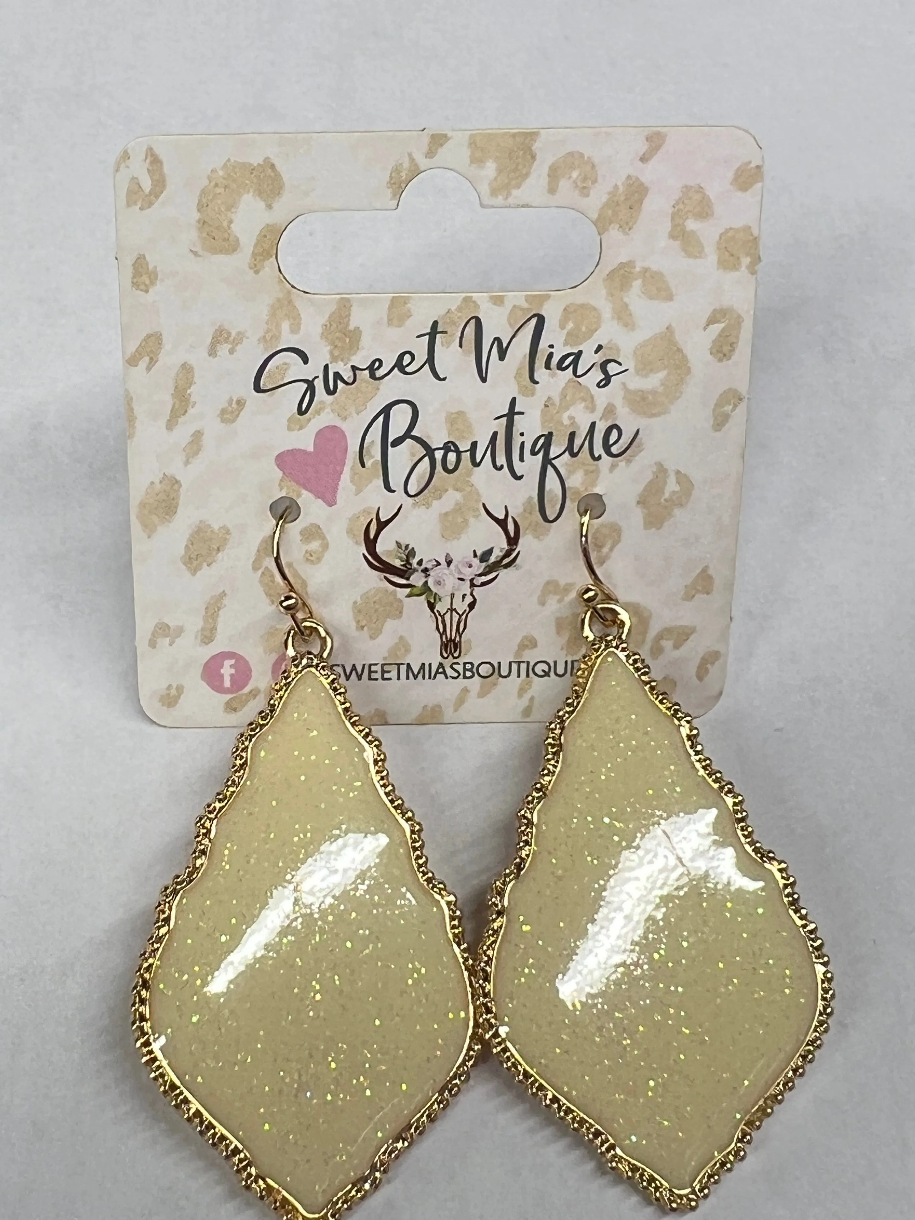 Inspired Shape Earrings