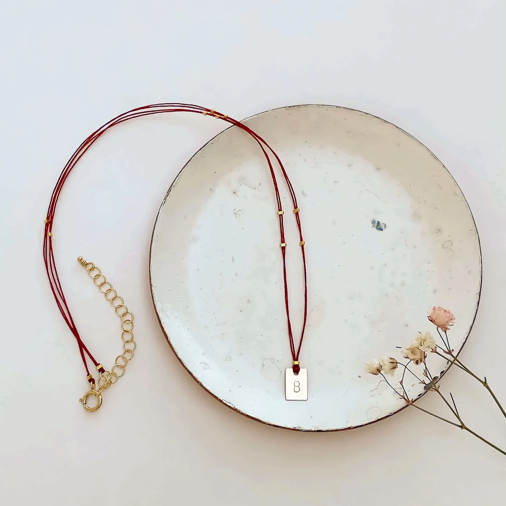 JIVA SQUARE THREADED NECKLACE