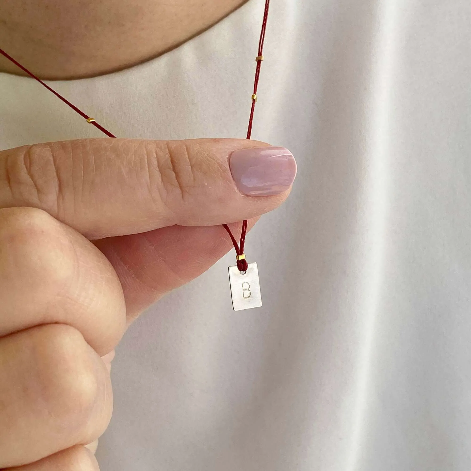 JIVA SQUARE THREADED NECKLACE