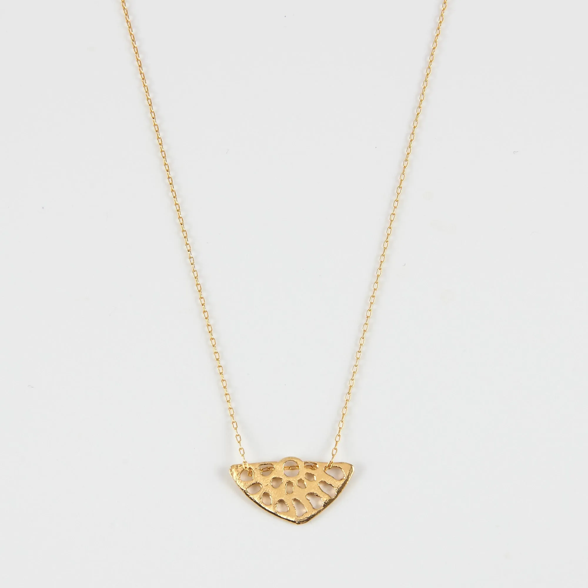 LOTUS PENDANT NECKLACE