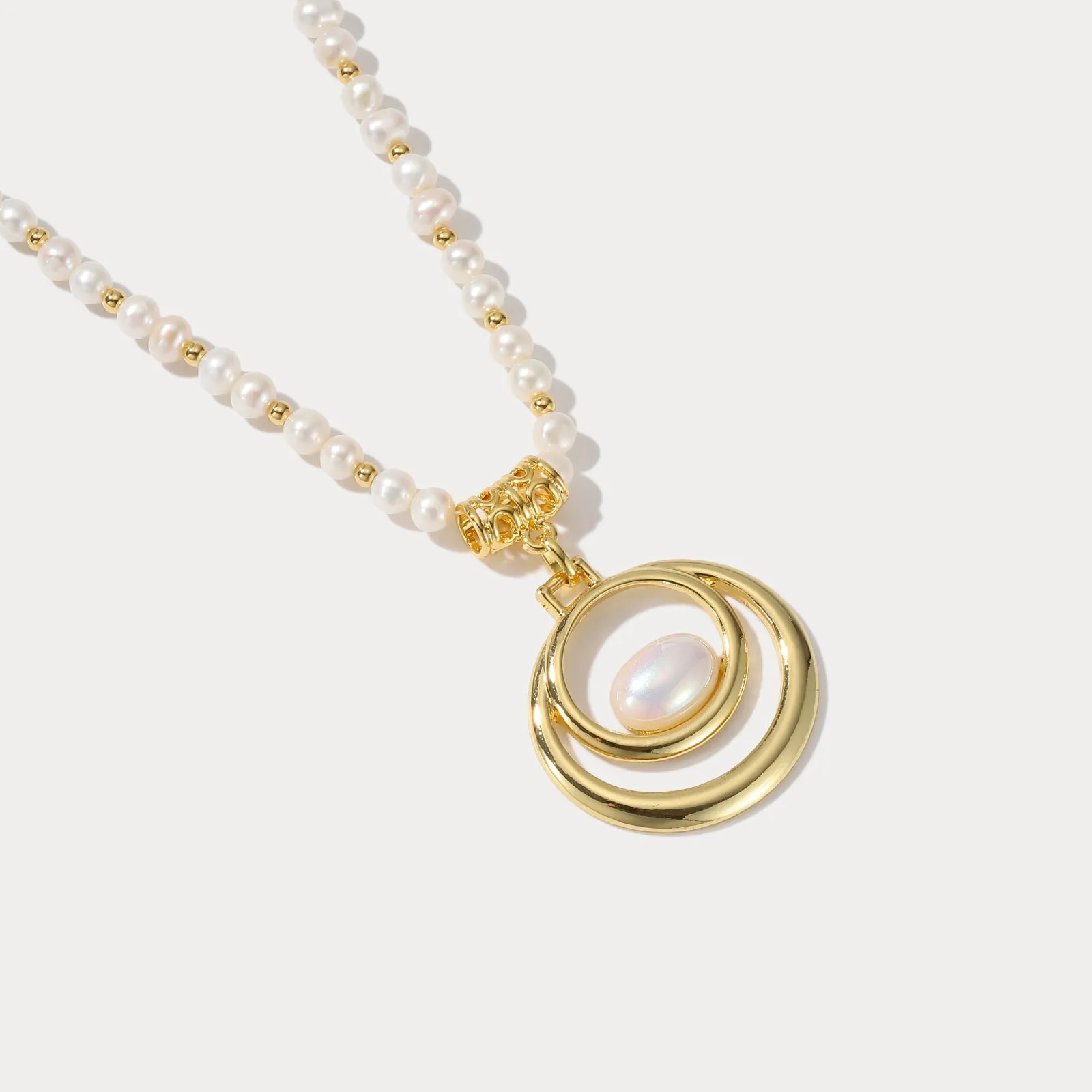 Oval Pearl Necklace