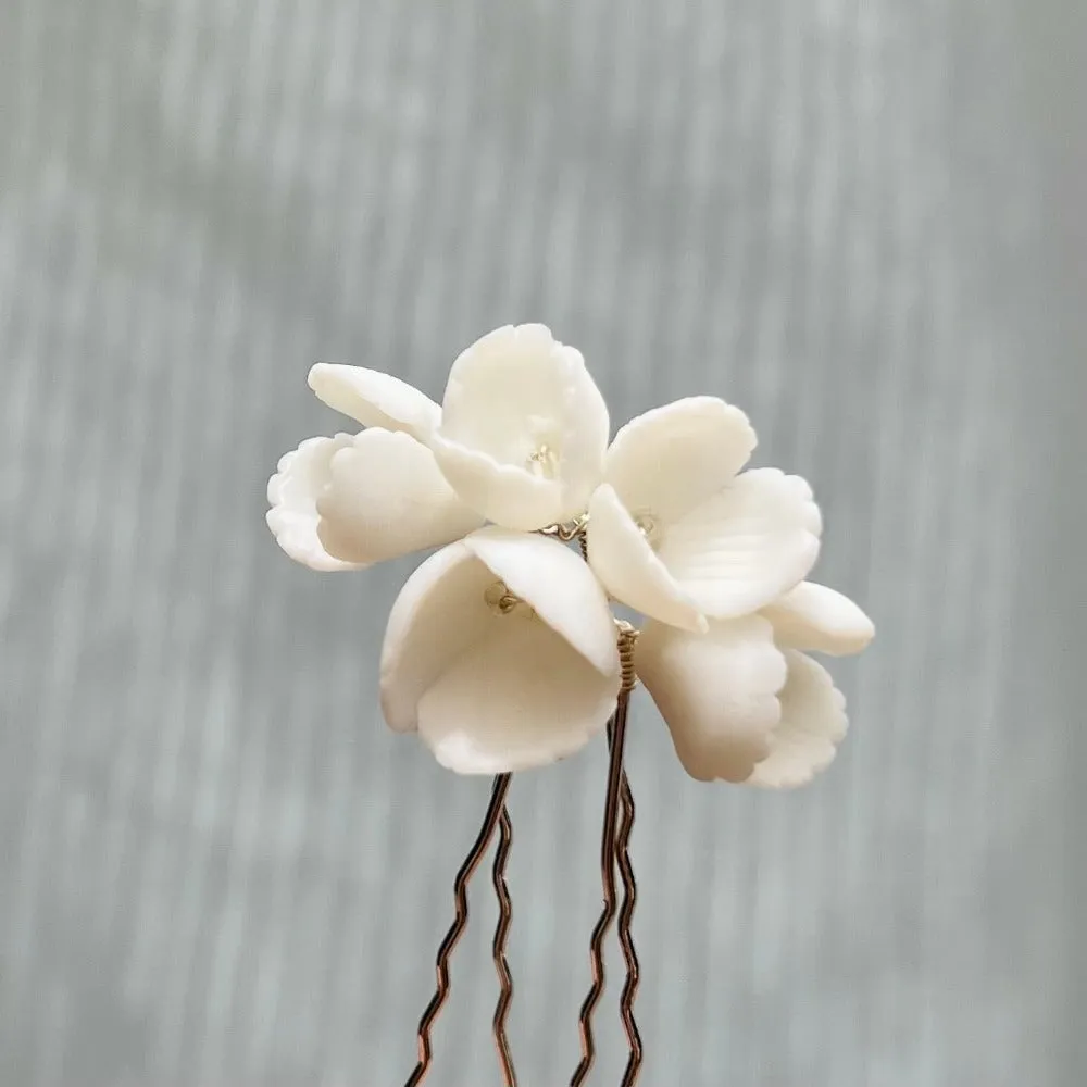 P197. Floral wedding hair pins