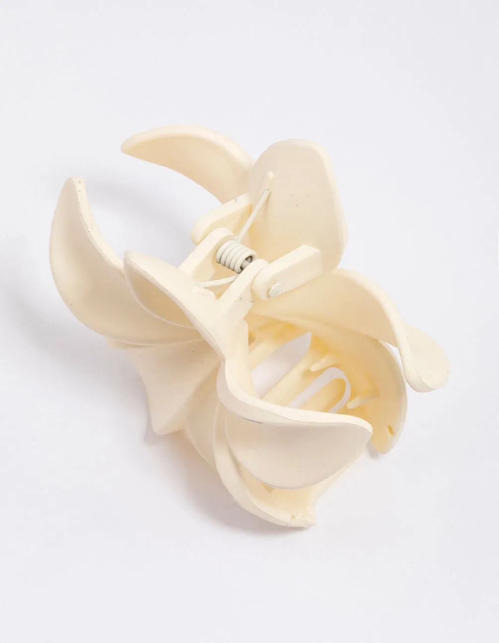 Plastic White Tropical Flower Claw Clip