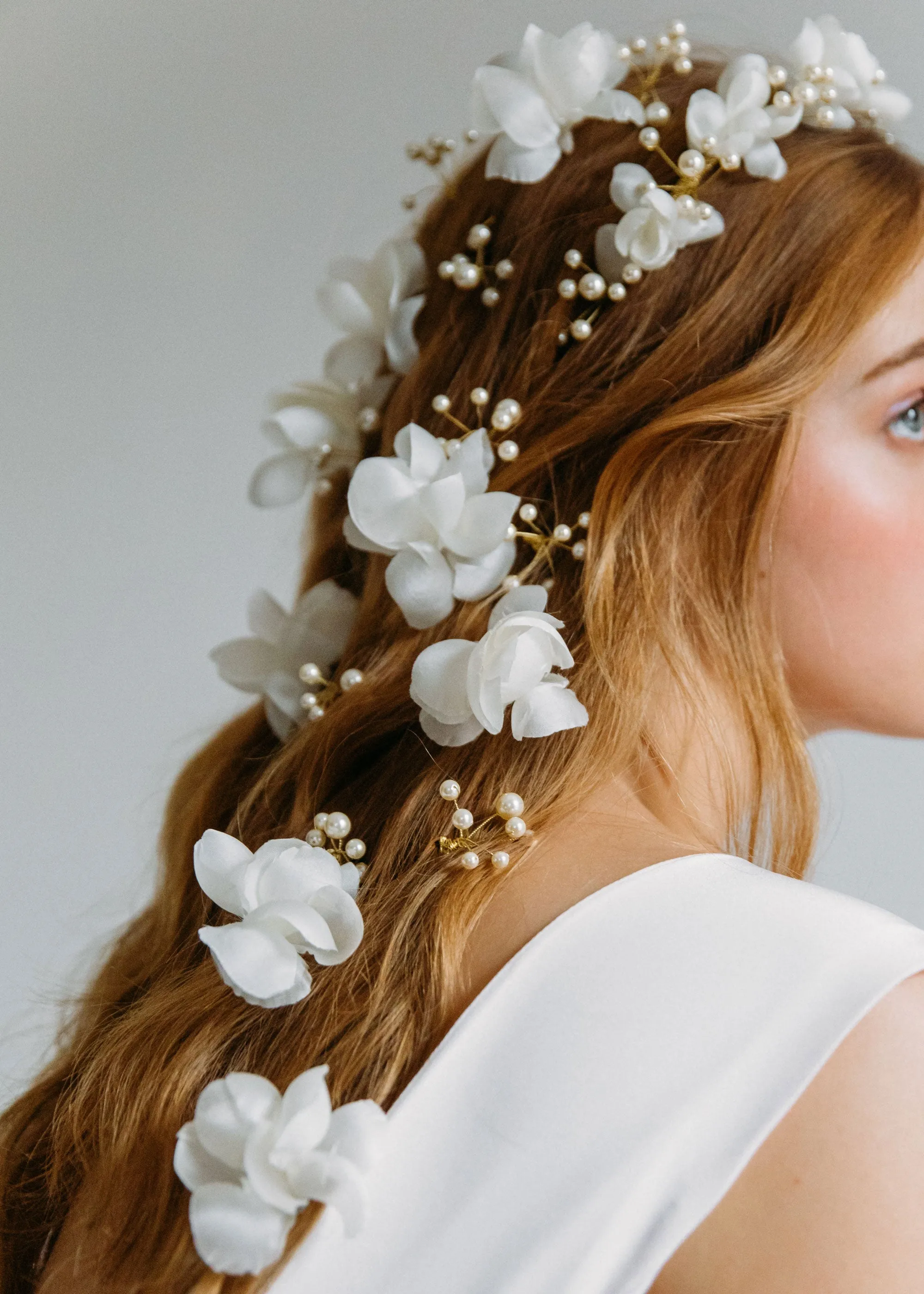 Primavera Hairpins -- Gold