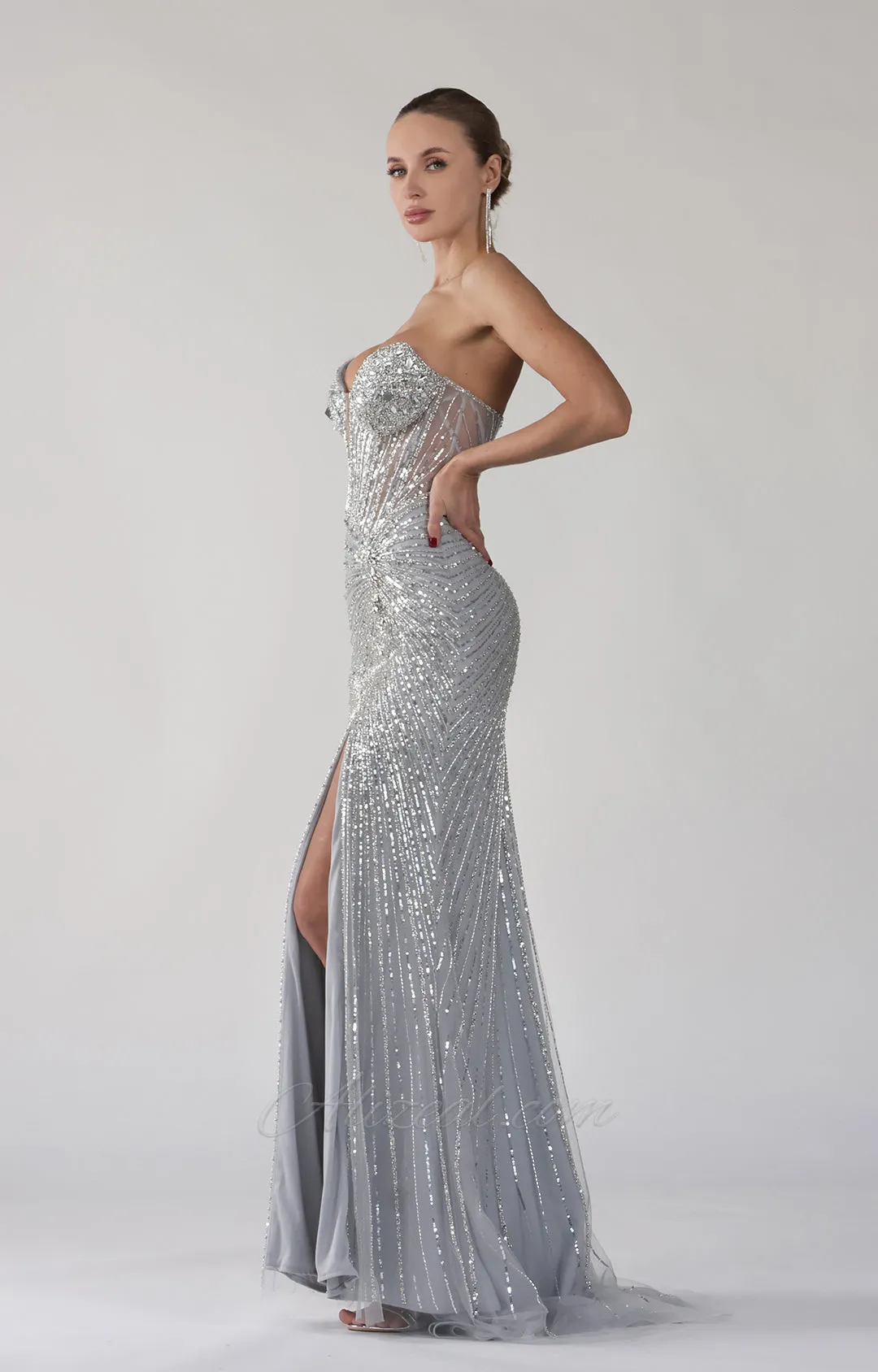 Sweetheart Neck Intricate Sequin Side Split Dresses