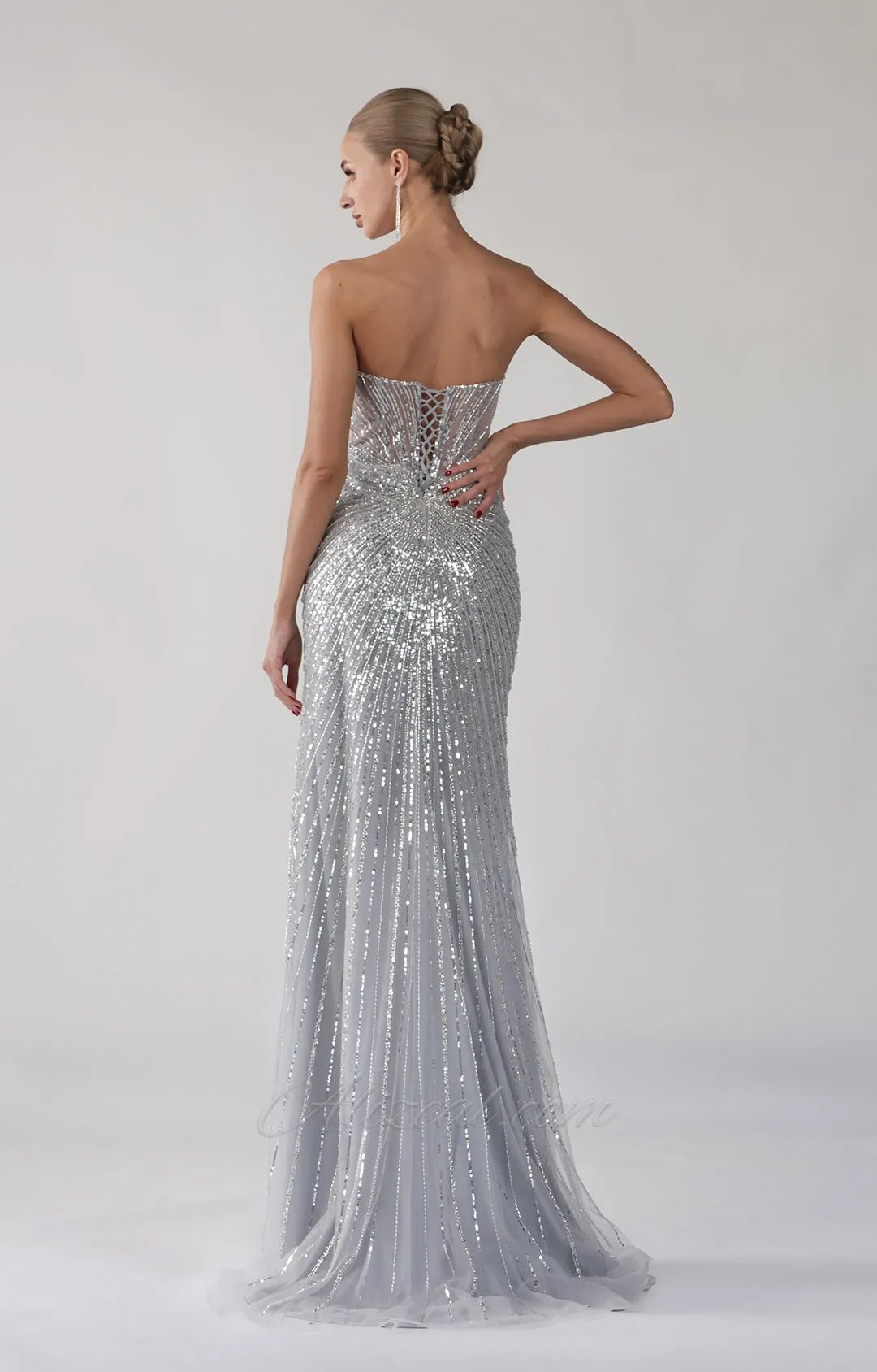 Sweetheart Neck Intricate Sequin Side Split Dresses