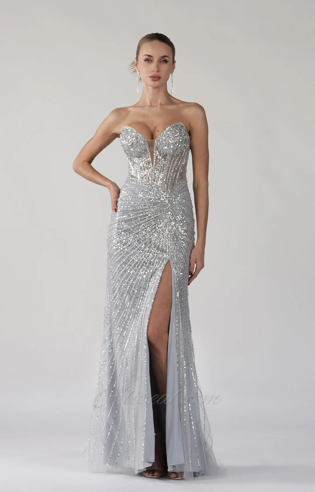 Sweetheart Neck Intricate Sequin Side Split Dresses