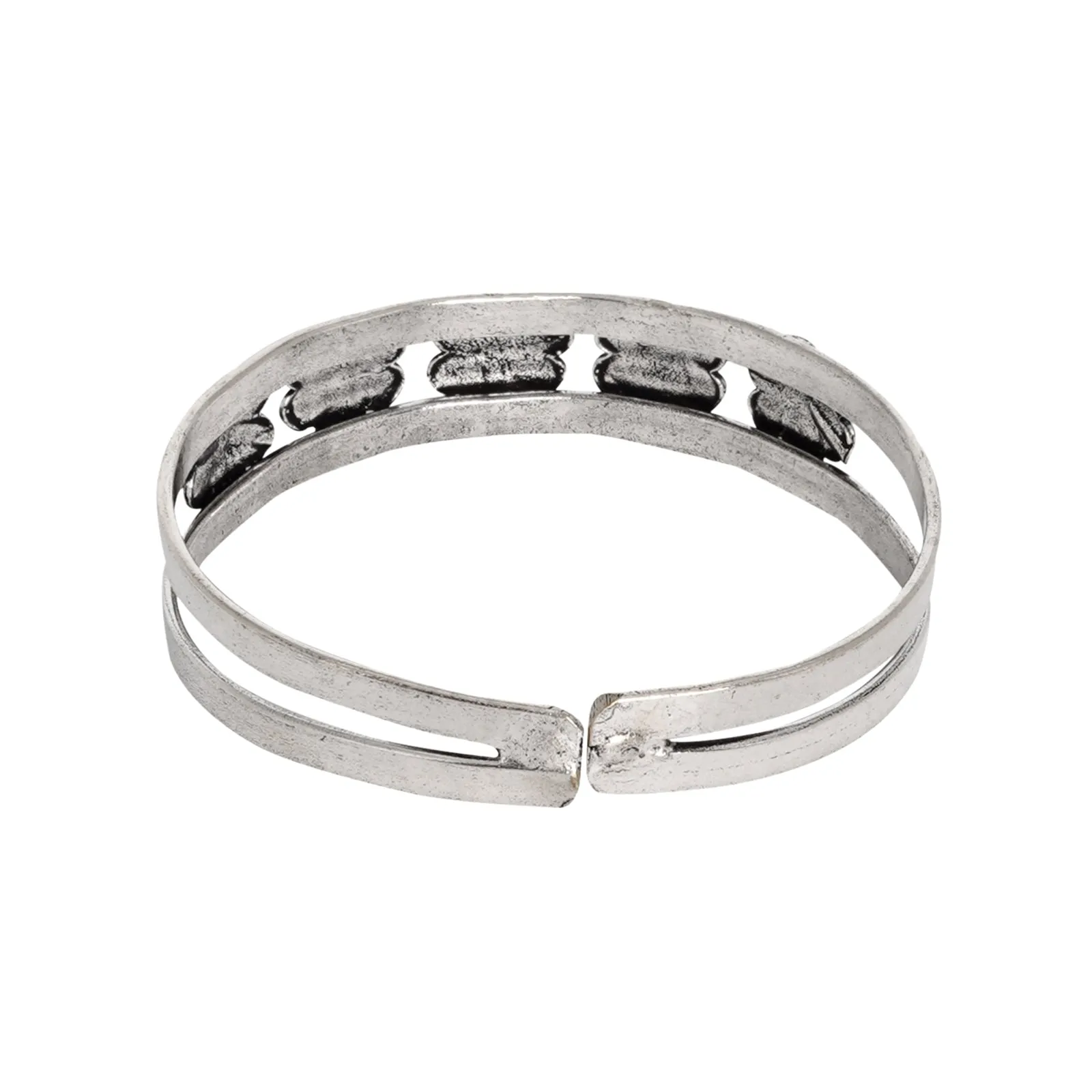 Teejh Omisha Stacked bracelet set