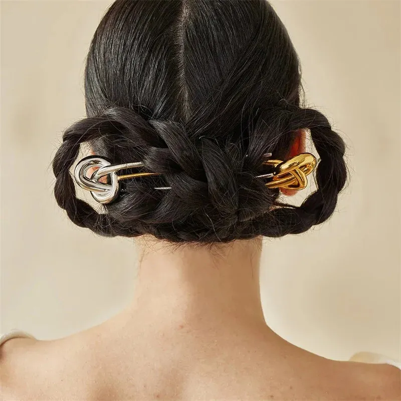 Twisted Metal Knot Geometric Hairpin
