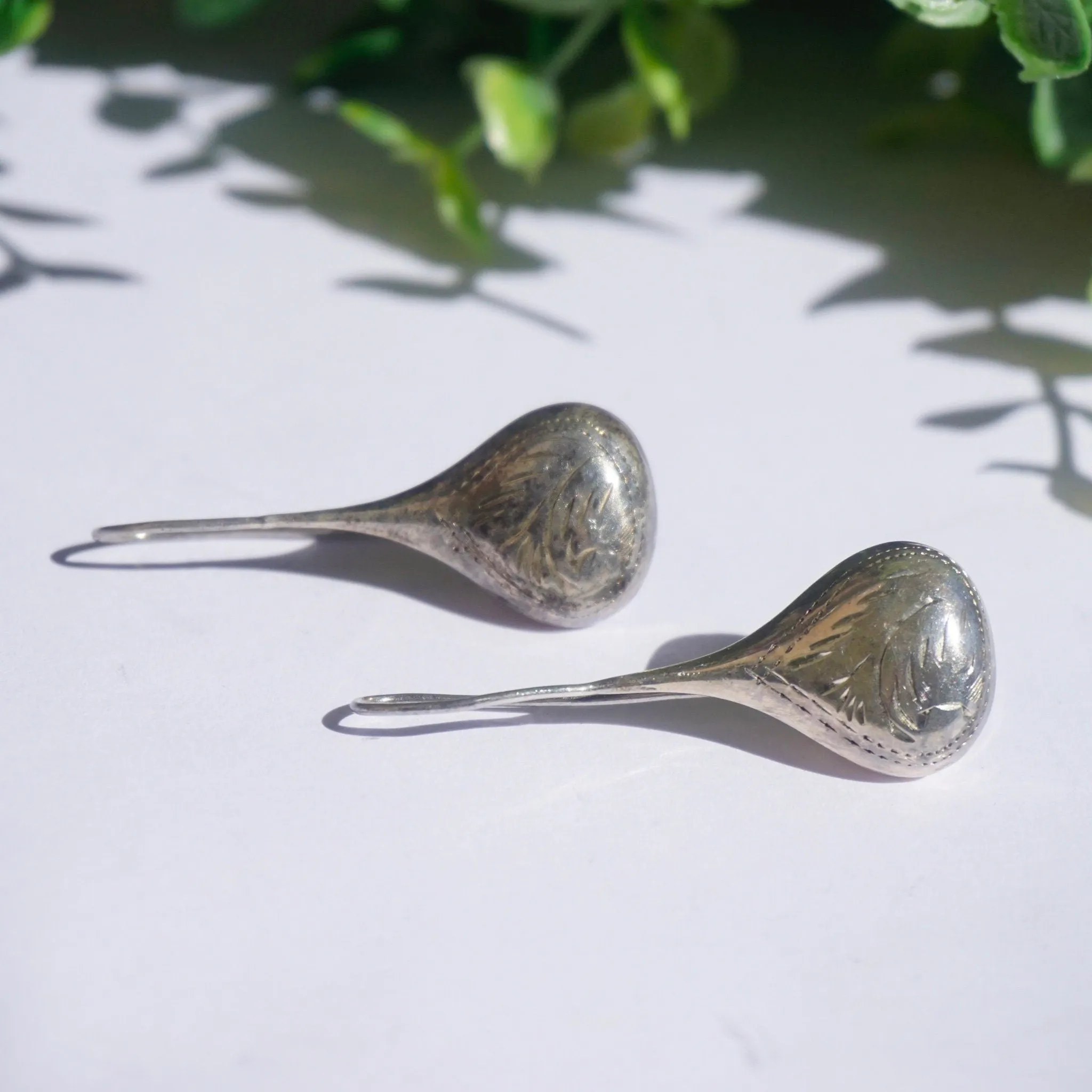 Vintage Sterling Silver Tear Drop Earrings, Elegant Dangle Earrings With Etched Details, Beautiful Silver Drop Earrings, 925 Jewelry